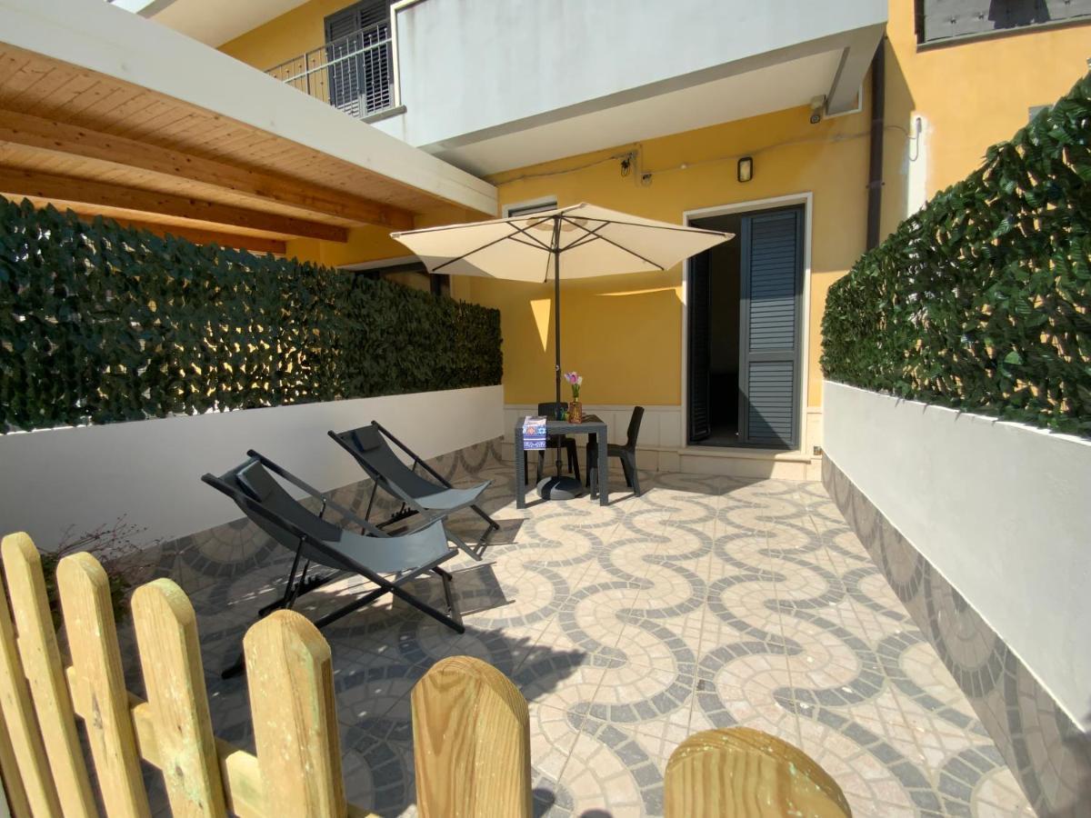 “Bedda Mattri” Dimora Siciliana Avola Exterior foto